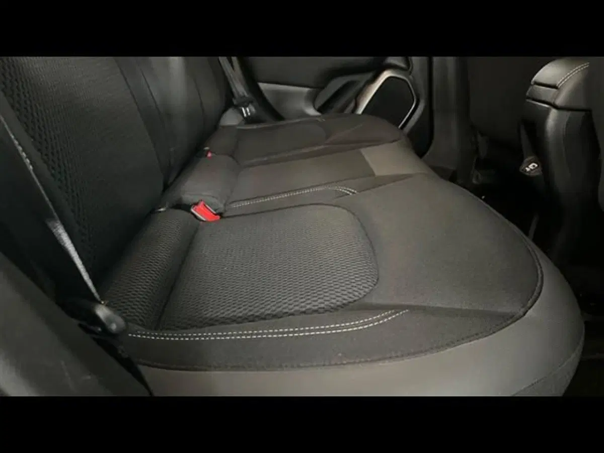 Jeep Renegade usata a Firenze (13)