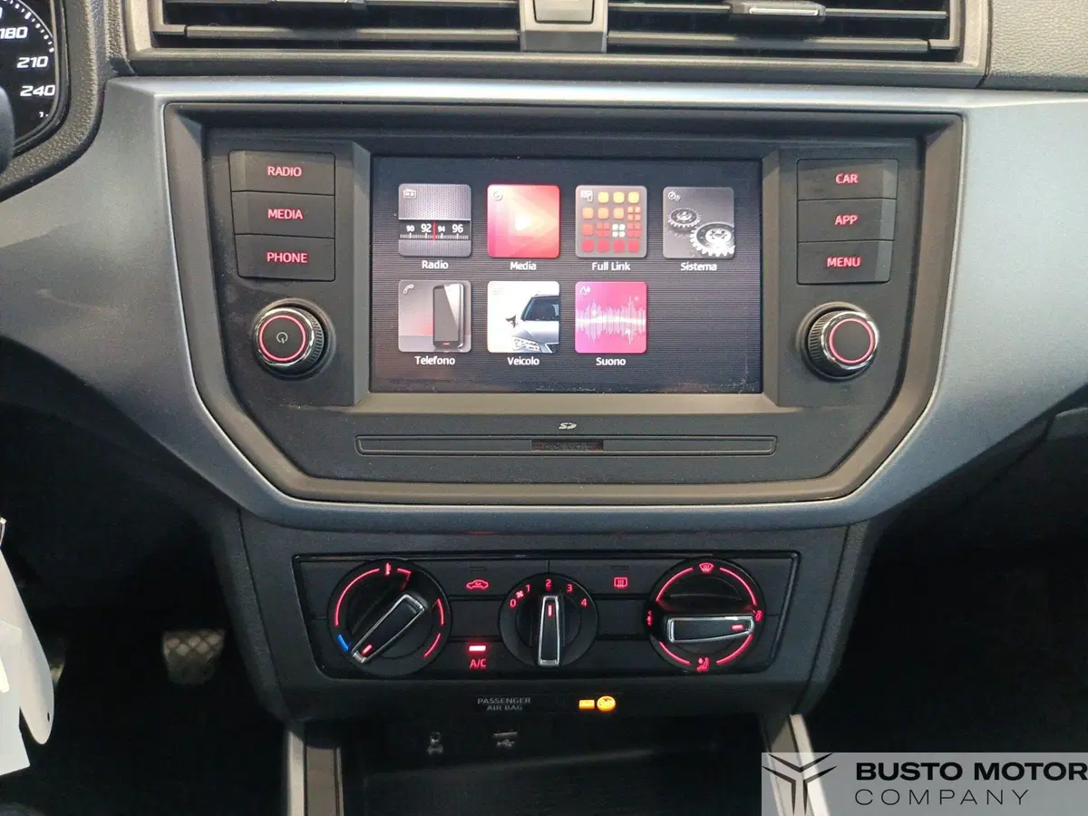 SEAT Arona usata a Varese (12)