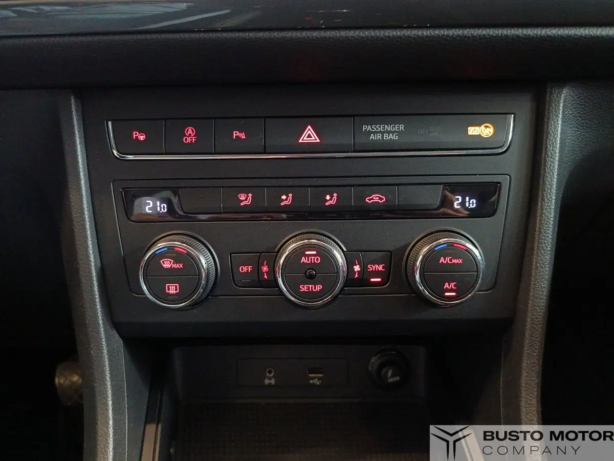 SEAT Ateca usata a Varese (14)