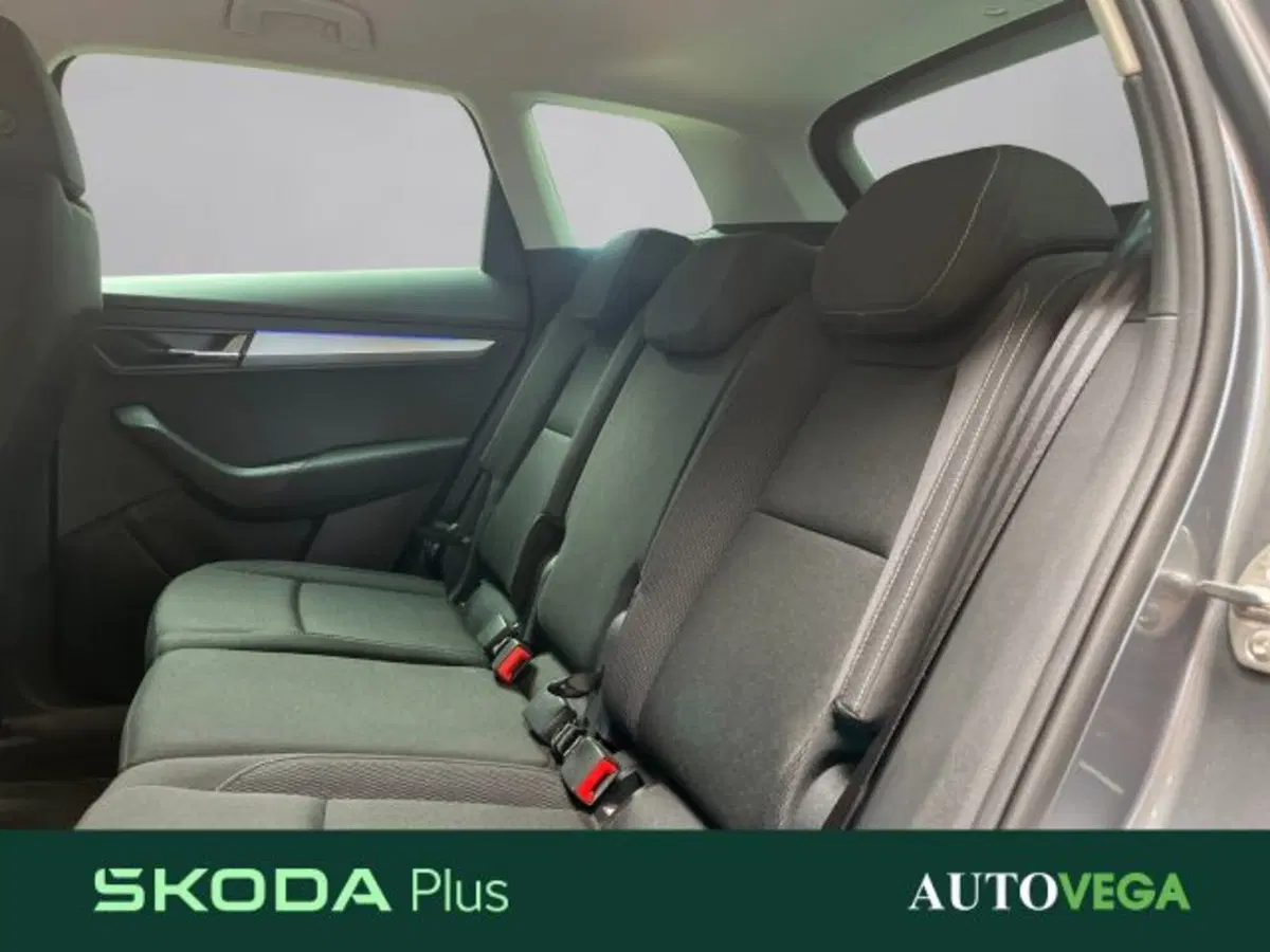 Skoda Karoq usata a Vicenza (12)