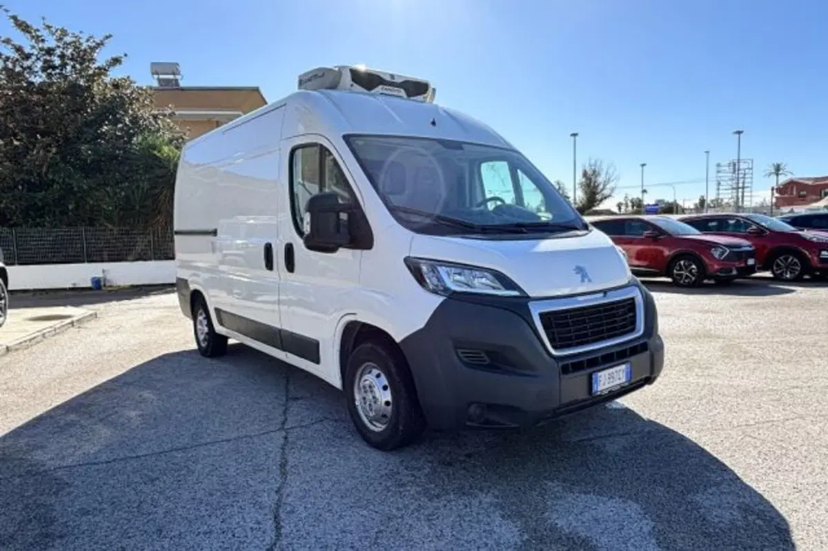 Peugeot Boxer Furgone usata a Latina