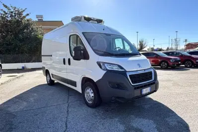 Peugeot Boxer Furgone 330 2.0 BlueHDi 130CV PM-TM Furgone del 2017 usata a Fondi