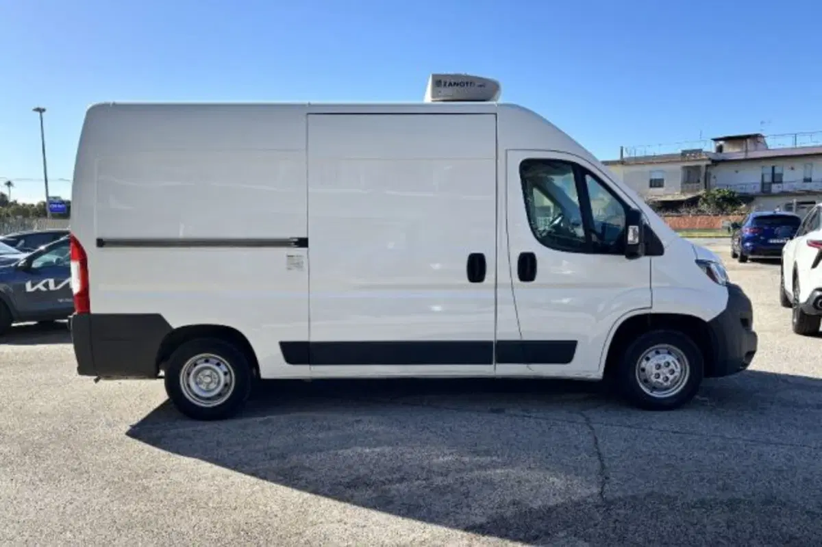 Peugeot Boxer Furgone usata a Latina (4)
