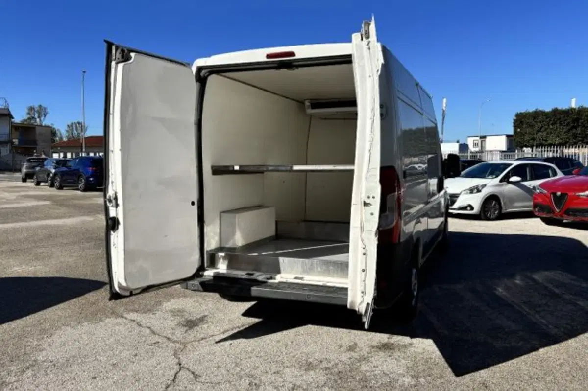 Peugeot Boxer Furgone usata a Latina (7)