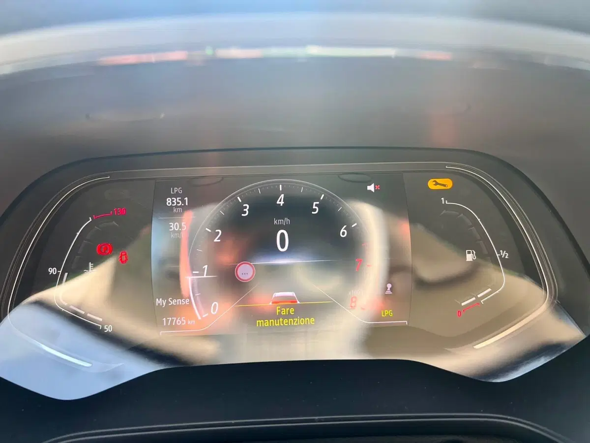 Renault Captur usata a Messina (17)