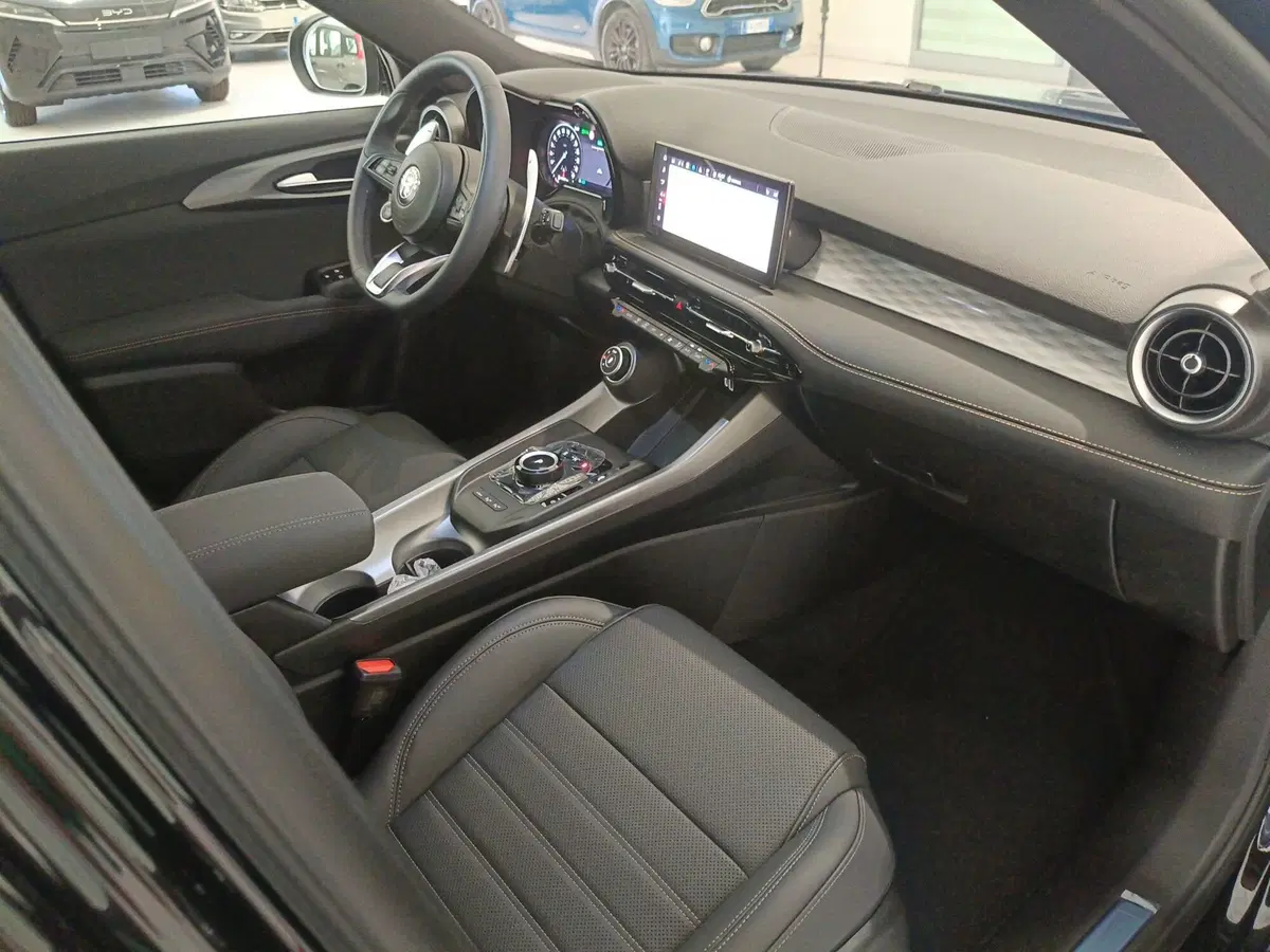 Alfa Romeo Tonale nuova a Ascoli Piceno (12)