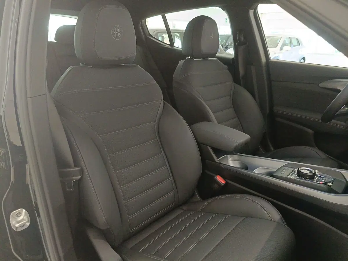 Alfa Romeo Tonale nuova a Ascoli Piceno (15)