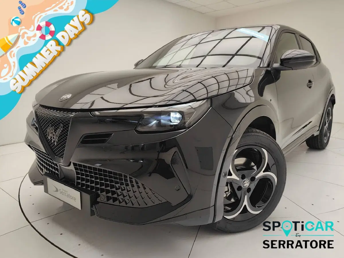 Alfa Romeo Junior nuova a Como