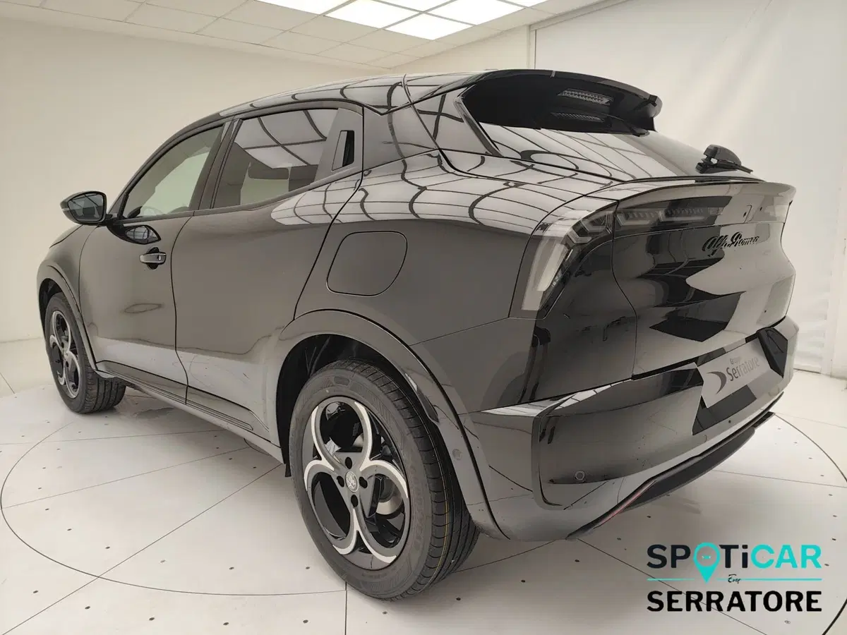 Alfa Romeo Junior nuova a Como (4)