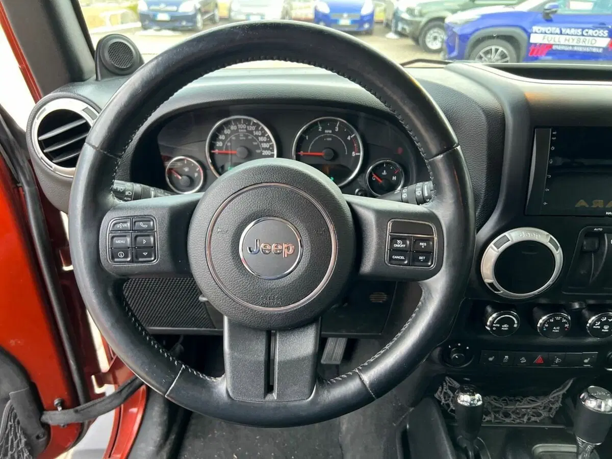 Jeep Wrangler usata a Sondrio (15)