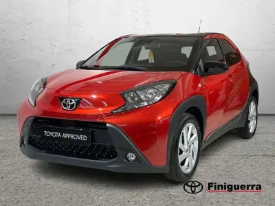 Toyota Aygo X 1.0 Active 72cv del 2022 usata a Civate