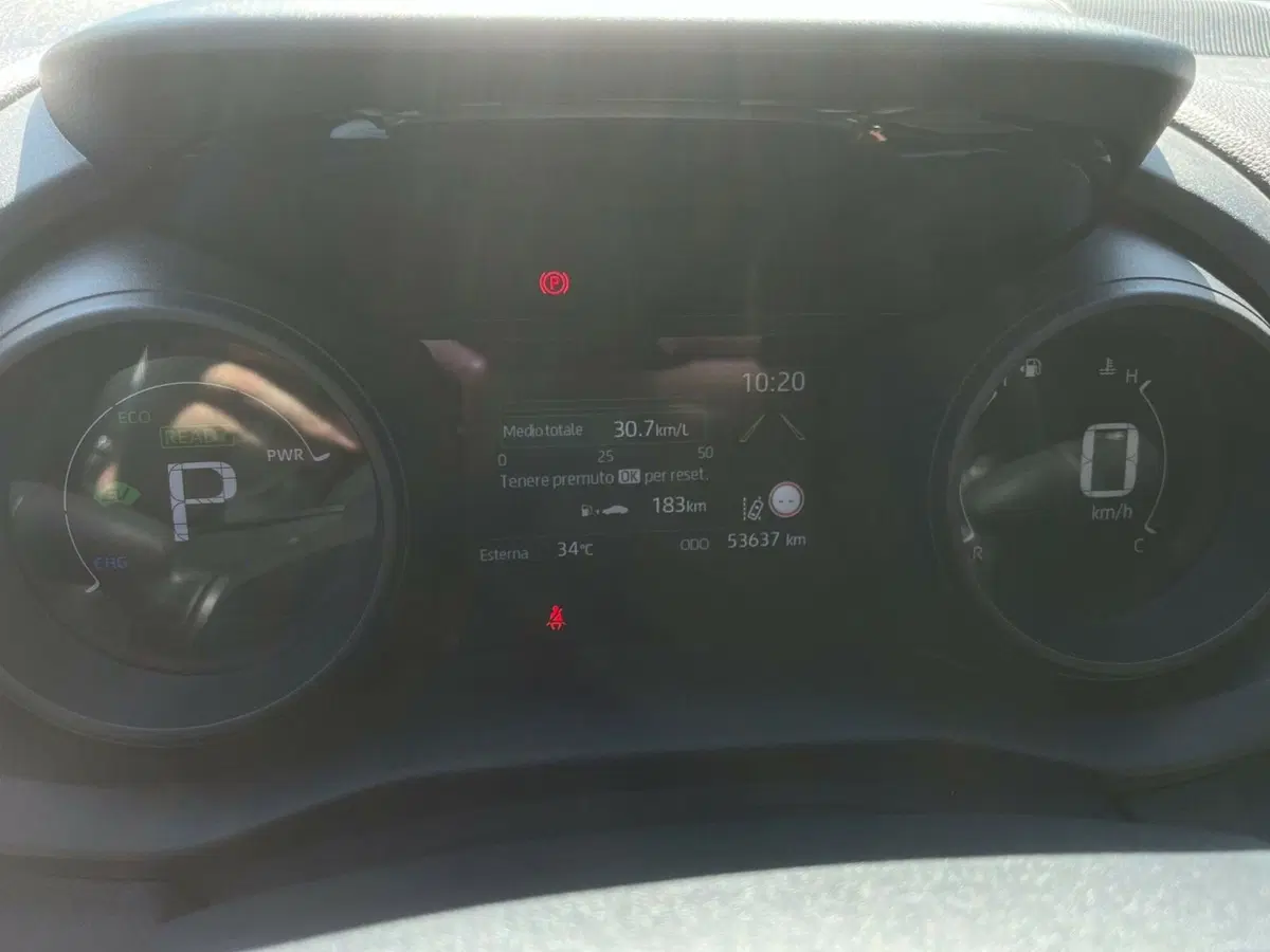 Toyota Yaris usata a Lecco (9)