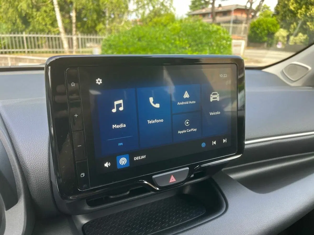 Toyota Yaris usata a Lecco (10)