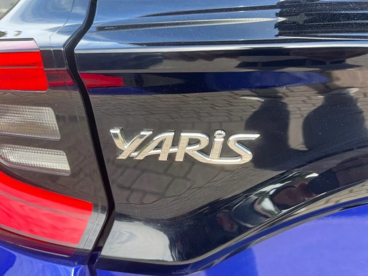 Toyota Yaris usata a Lecco (20)