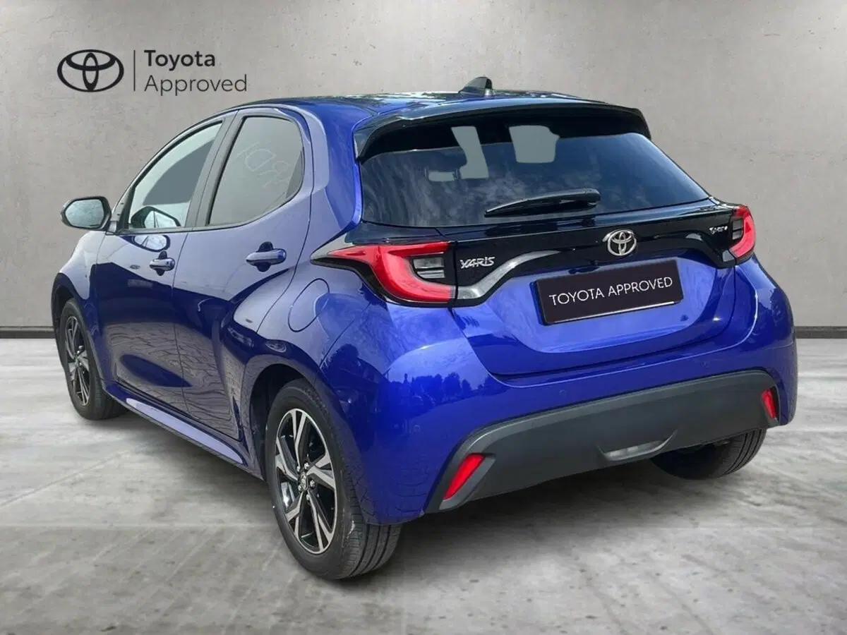 Toyota Yaris usata a Lecco (5)