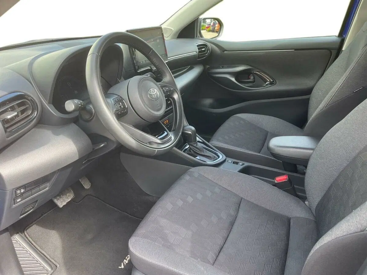 Toyota Yaris usata a Lecco (7)