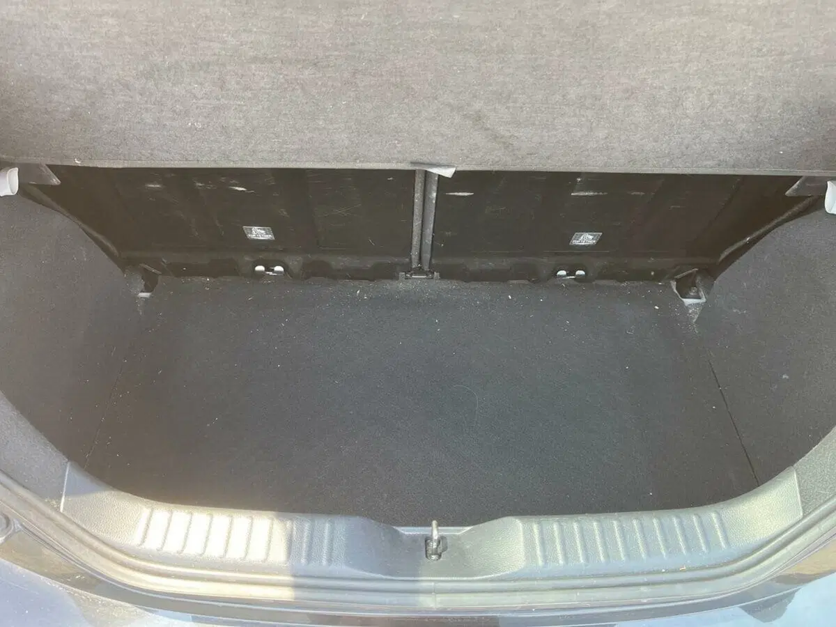 Toyota Aygo X usata a Lecco (6)