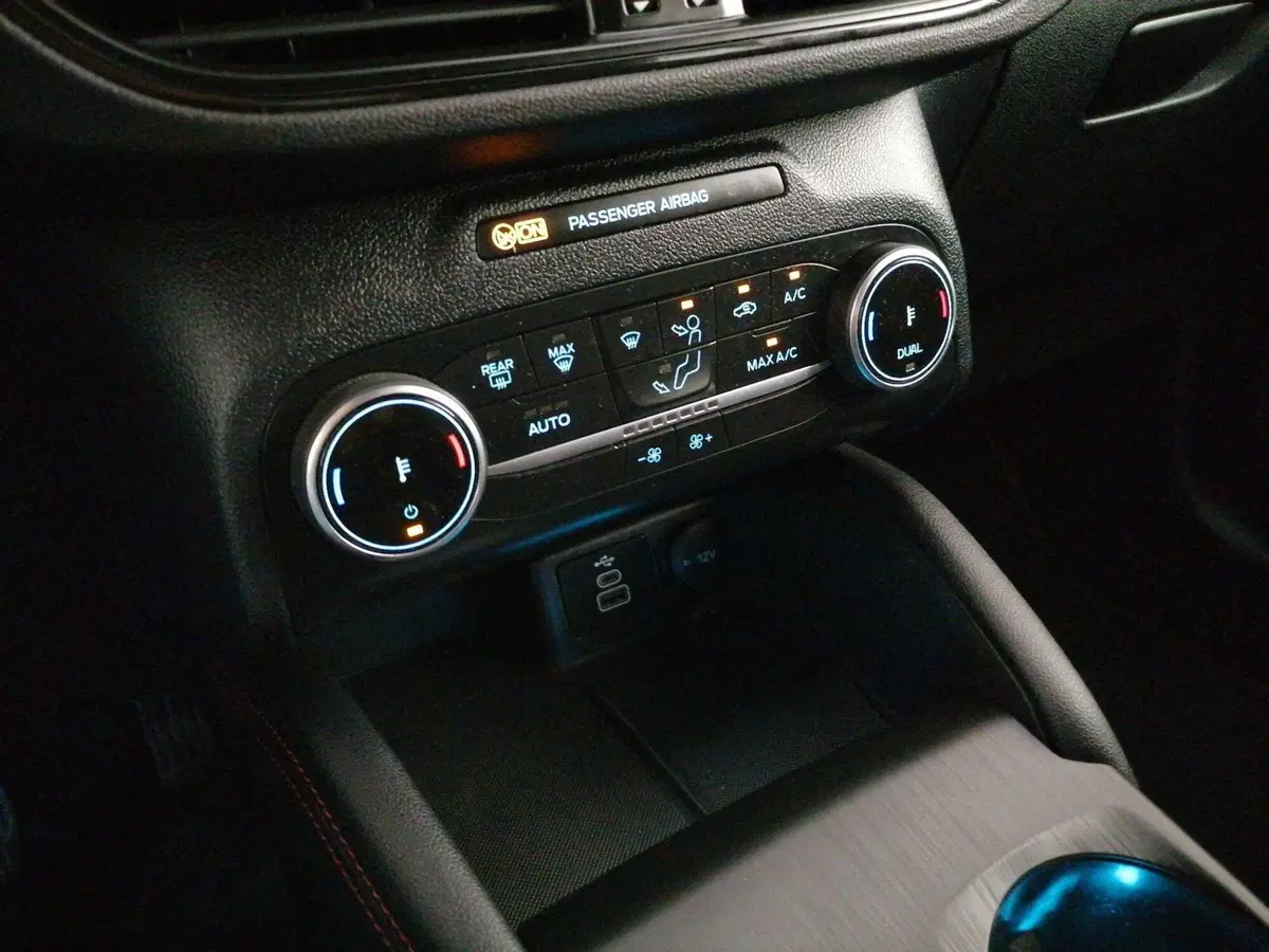 Ford Kuga usata a Roma (15)