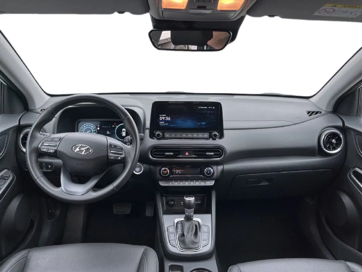 Hyundai Kona usata a Torino (8)