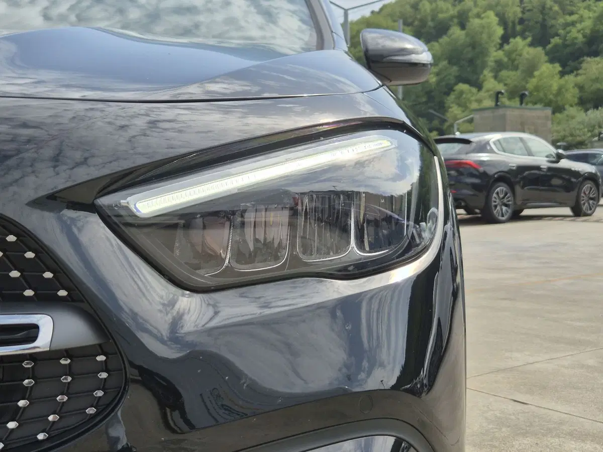 Mercedes-Benz GLA SUV usata  (17)