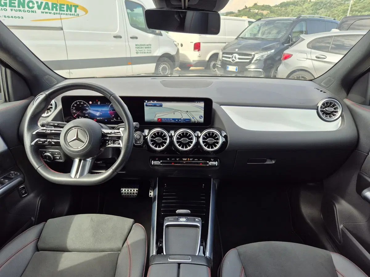 Mercedes-Benz GLA SUV usata  (8)