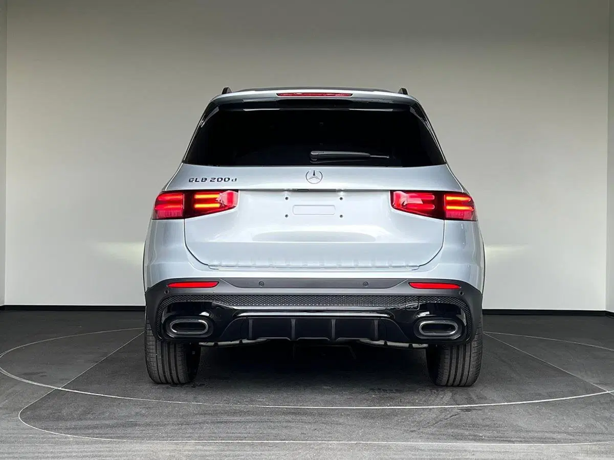 Mercedes-Benz GLB nuova a Bergamo (9)