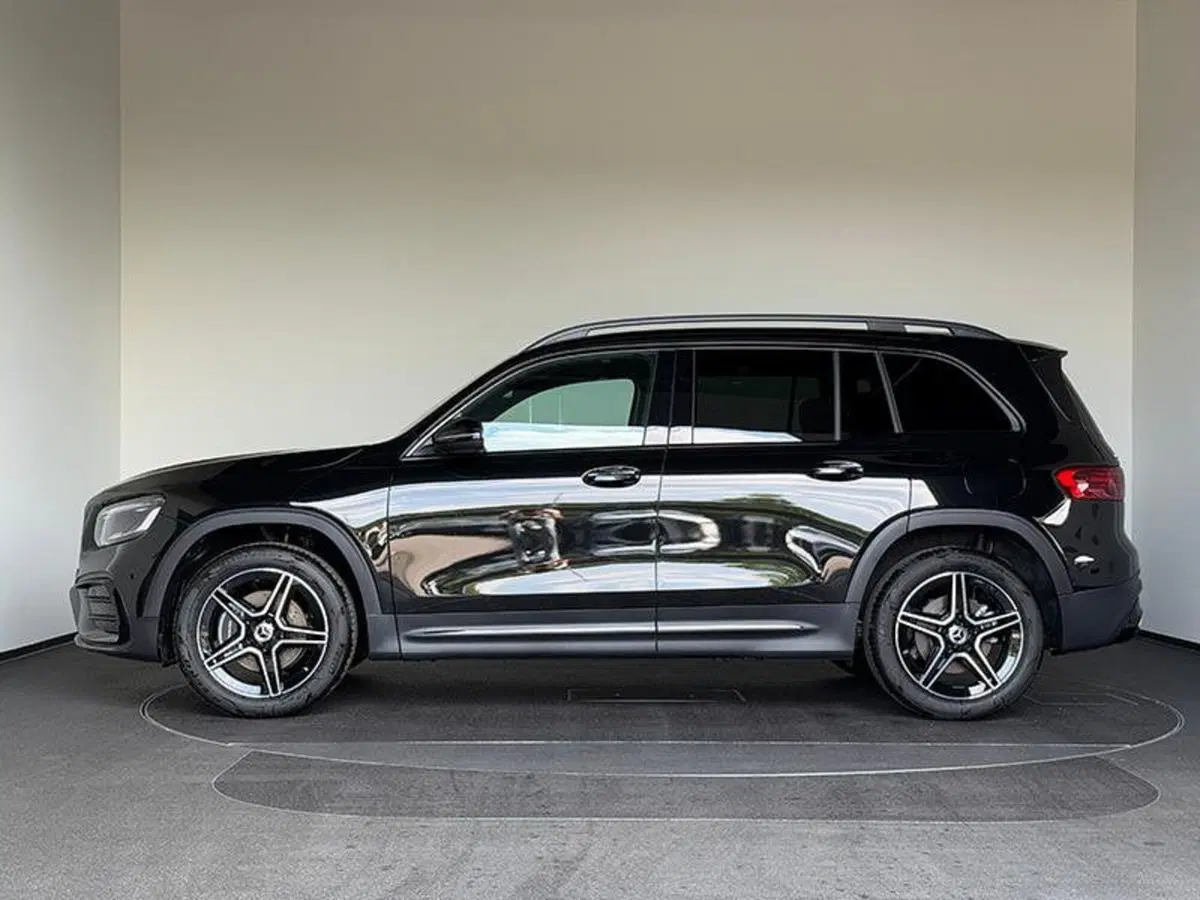 Mercedes-Benz GLB nuova a Bergamo (3)