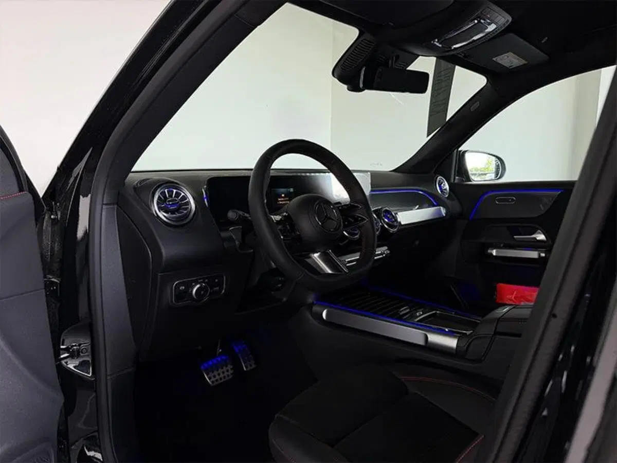 Mercedes-Benz GLB nuova a Bergamo (7)