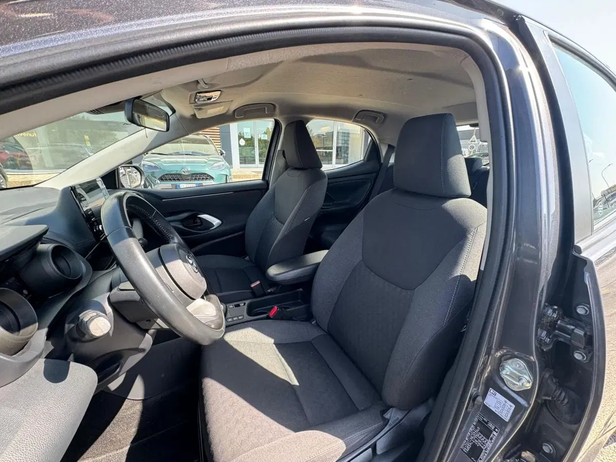 Toyota Yaris usata a Modena (13)