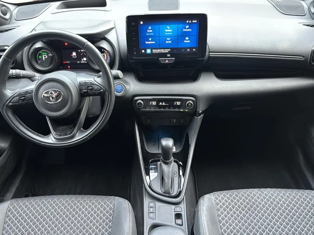 Toyota Yaris usata a Bologna (8)