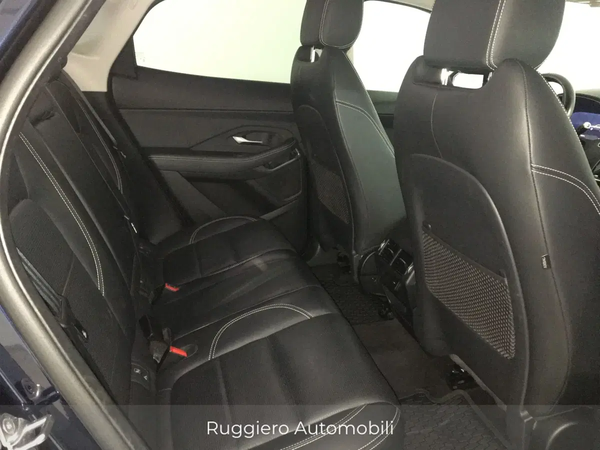 Jaguar E-Pace usata a Catanzaro (14)