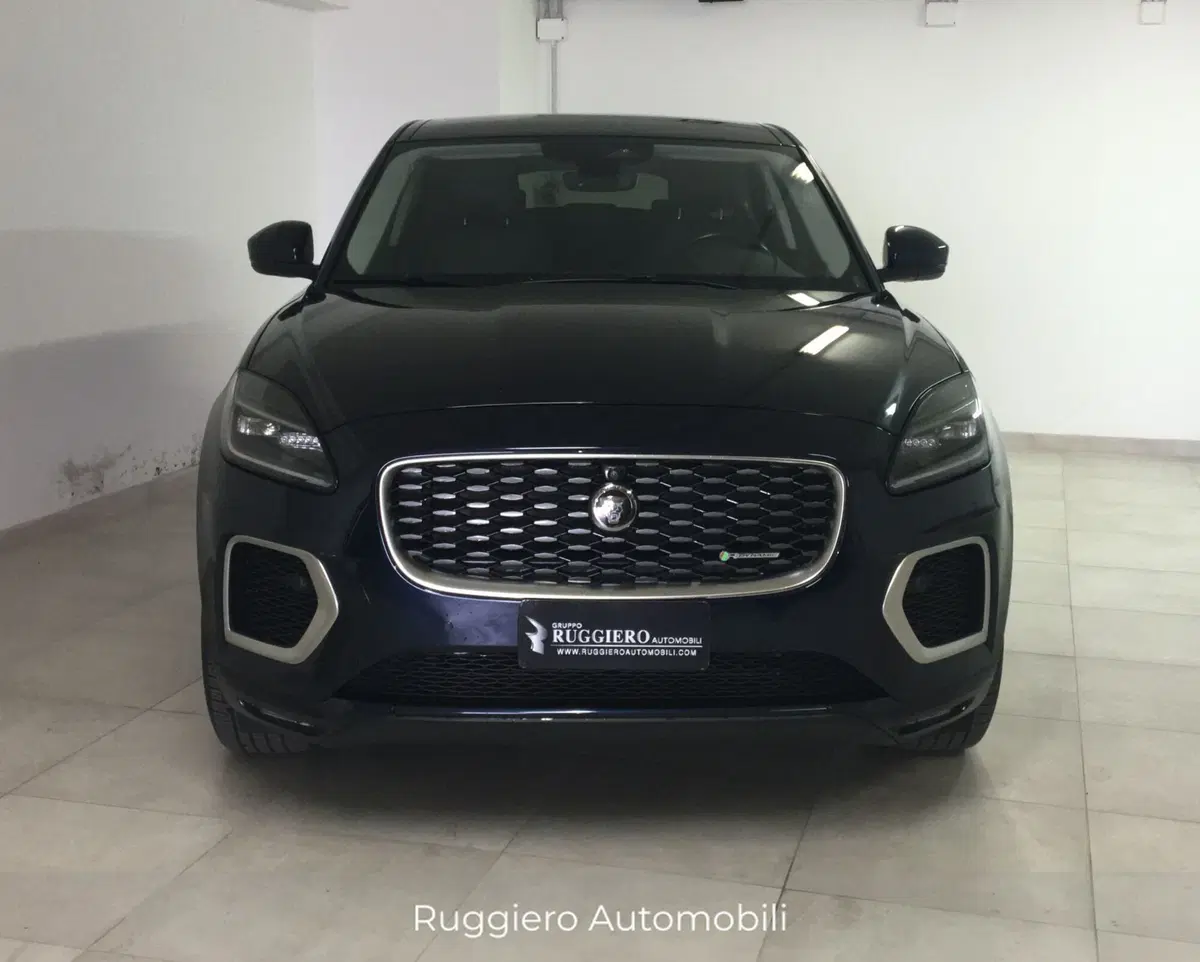 Jaguar E-Pace usata a Catanzaro (4)
