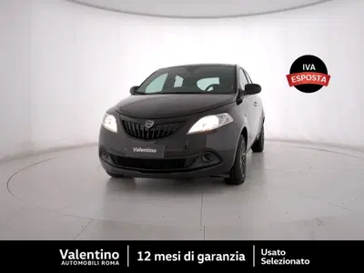 Lancia Ypsilon 1.0 FireFly 5 porte S&amp;S Hybrid Silver Plus del 2023 usata a Roma