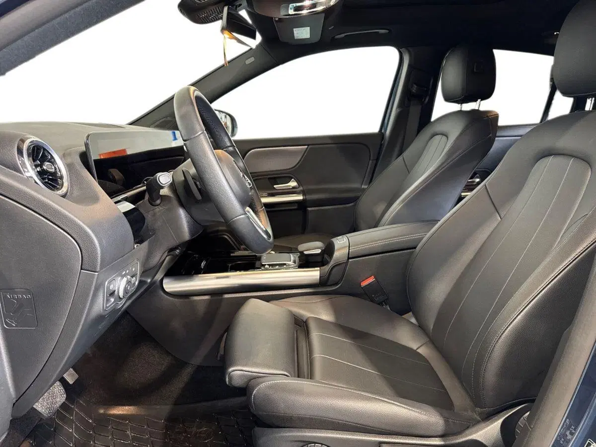 Mercedes-Benz GLA SUV usata a Bari (10)