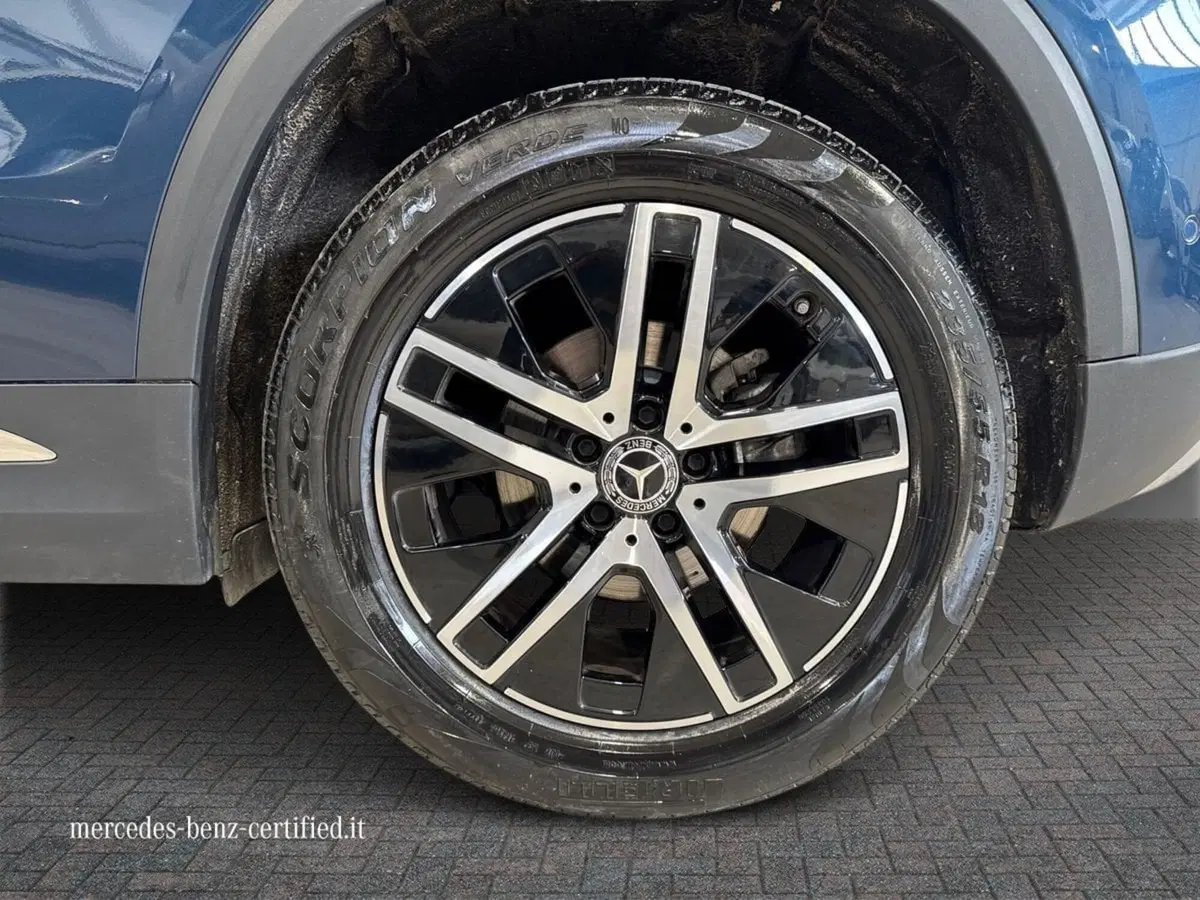 Mercedes-Benz GLA SUV usata a Bari (17)