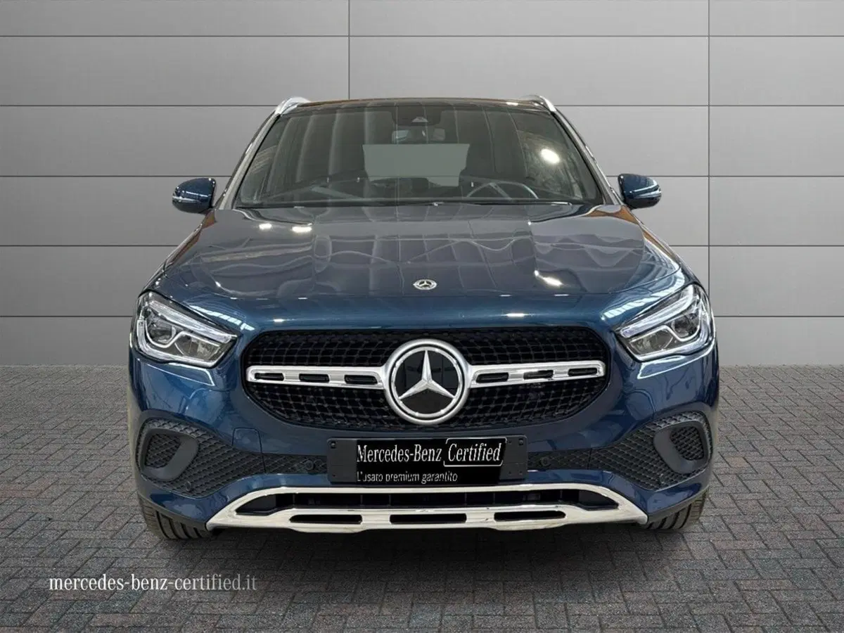 Mercedes-Benz GLA SUV usata a Bari (3)