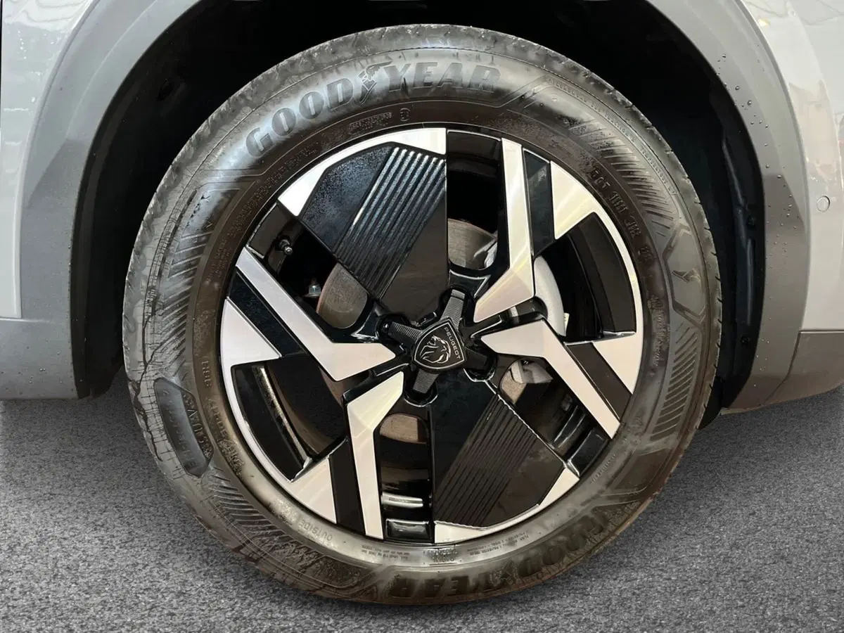 Peugeot 2008 usata a Bari (6)