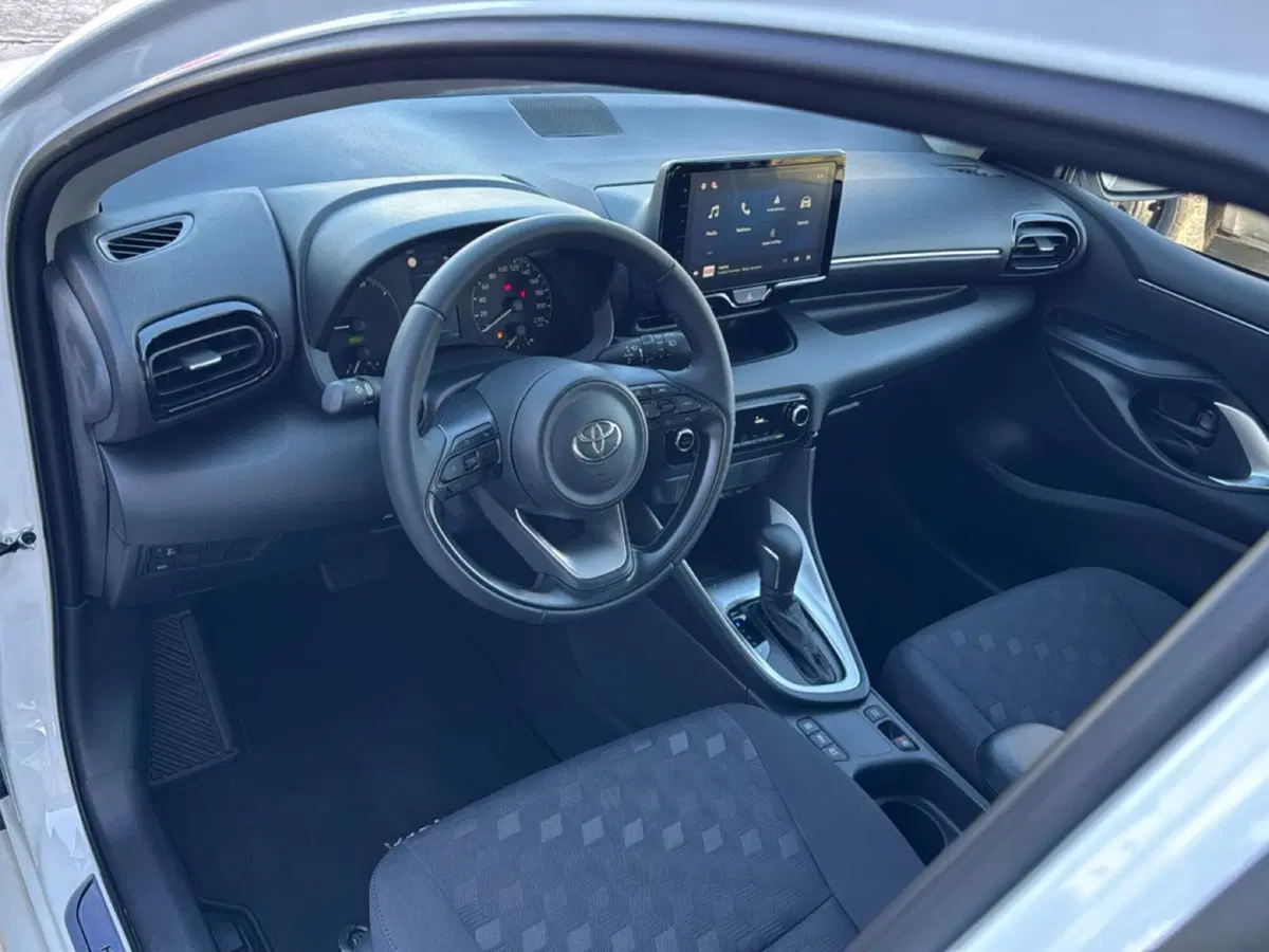 Toyota Yaris nuova a Ferrara (11)