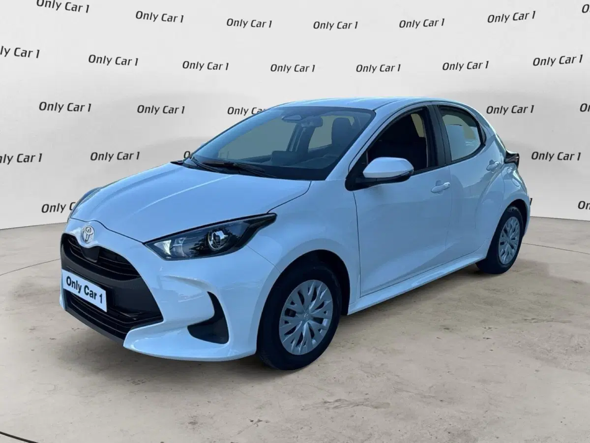 Toyota Yaris nuova a Ferrara (3)
