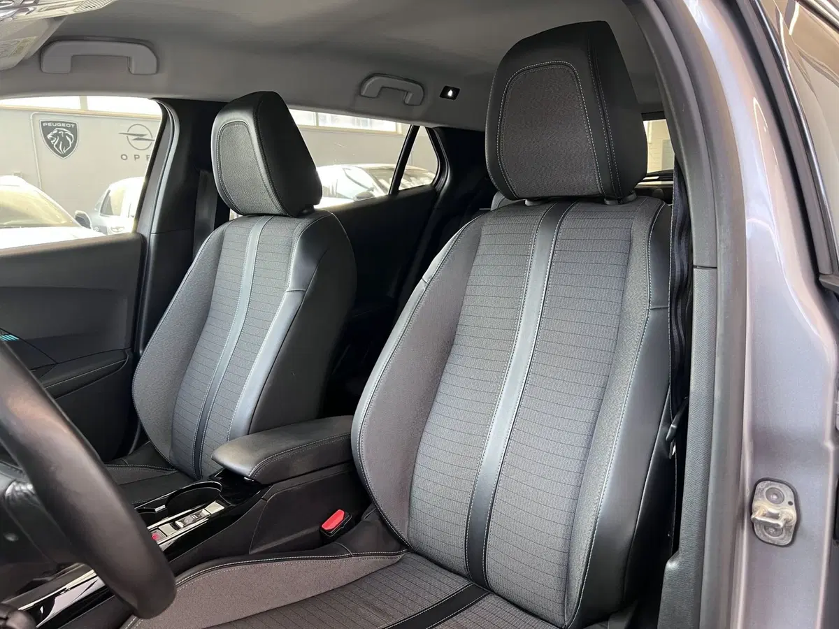 Peugeot 2008 usata a Bari (13)