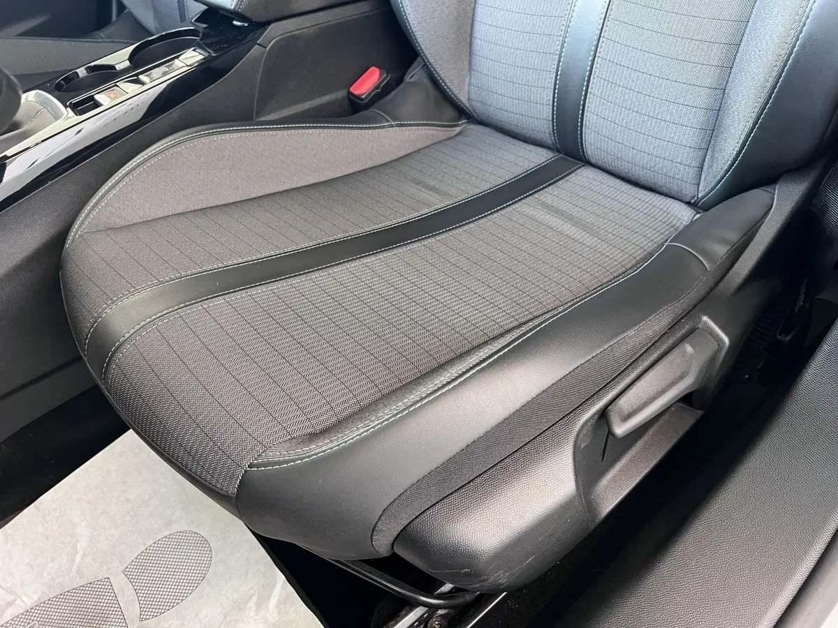 Peugeot 2008 usata a Bari (14)