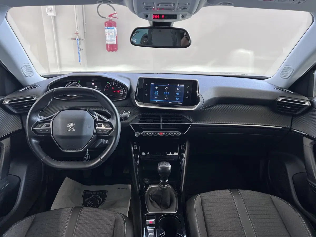 Peugeot 2008 usata a Bari (16)