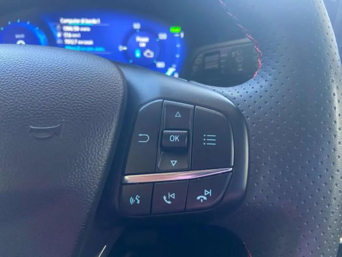 Ford Kuga usata a Bologna (8)