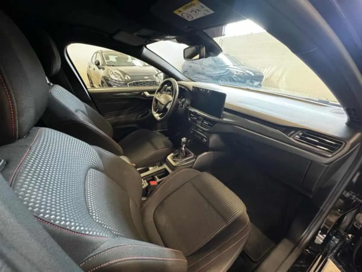 Ford Focus Station Wagon usata a Bologna (11)