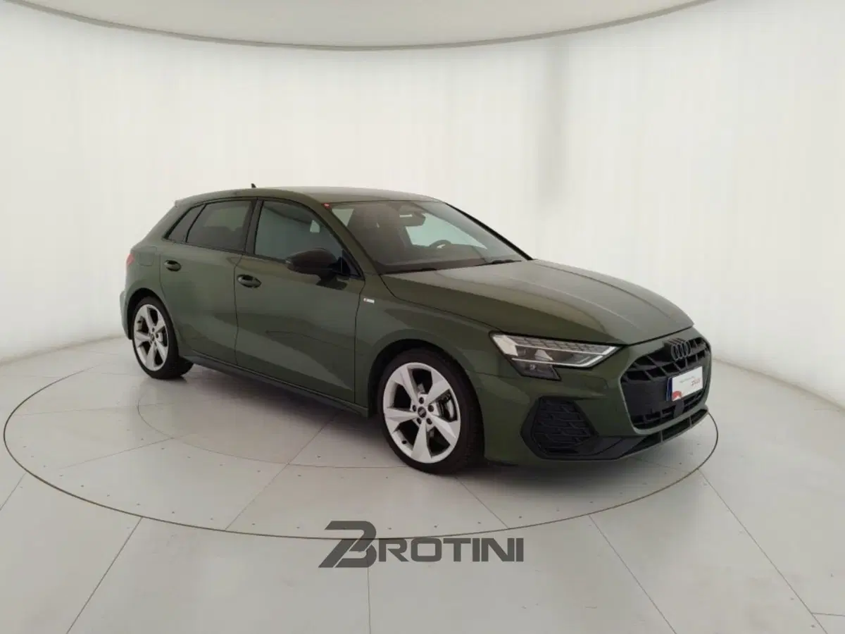 Audi A3 Sportback usata a Massa-Carrara (4)