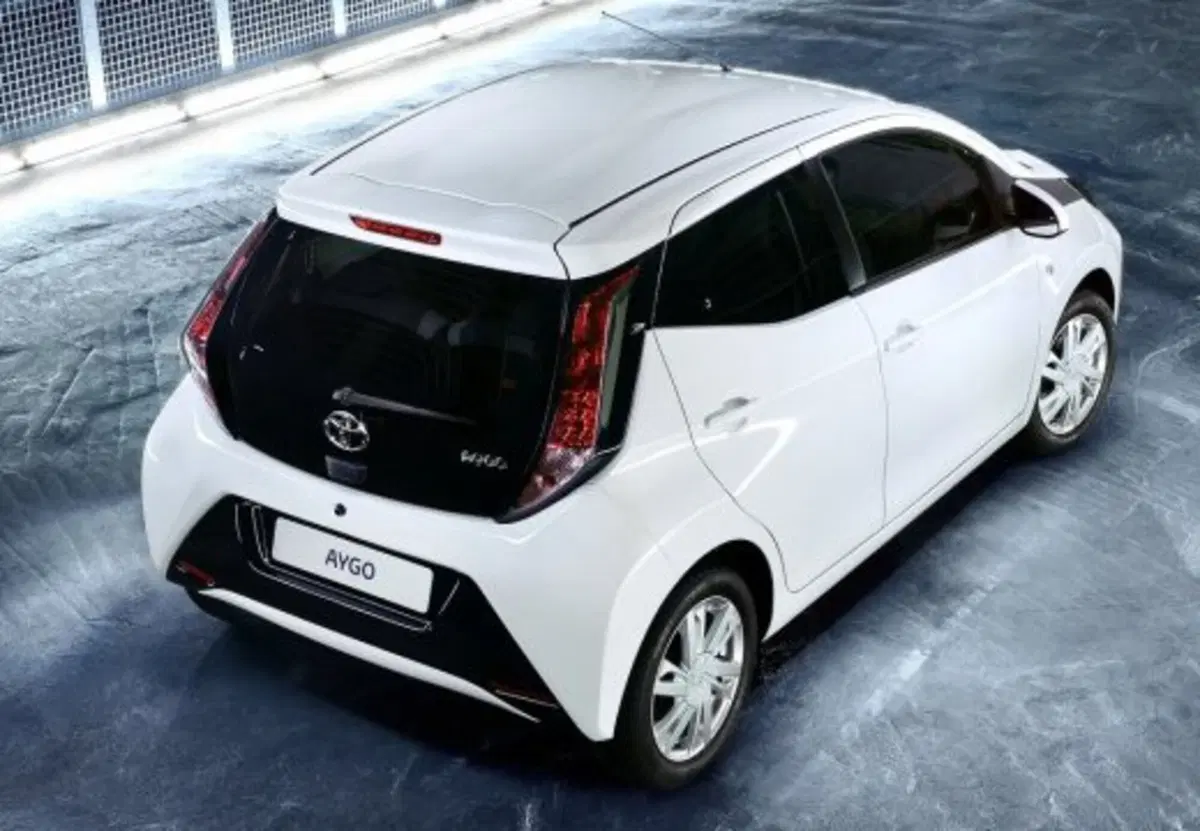 Toyota Aygo usata a Palermo (13)