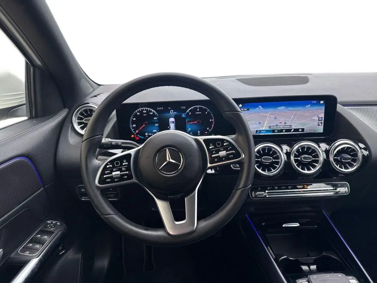 Mercedes-Benz GLA SUV usata a Firenze (11)