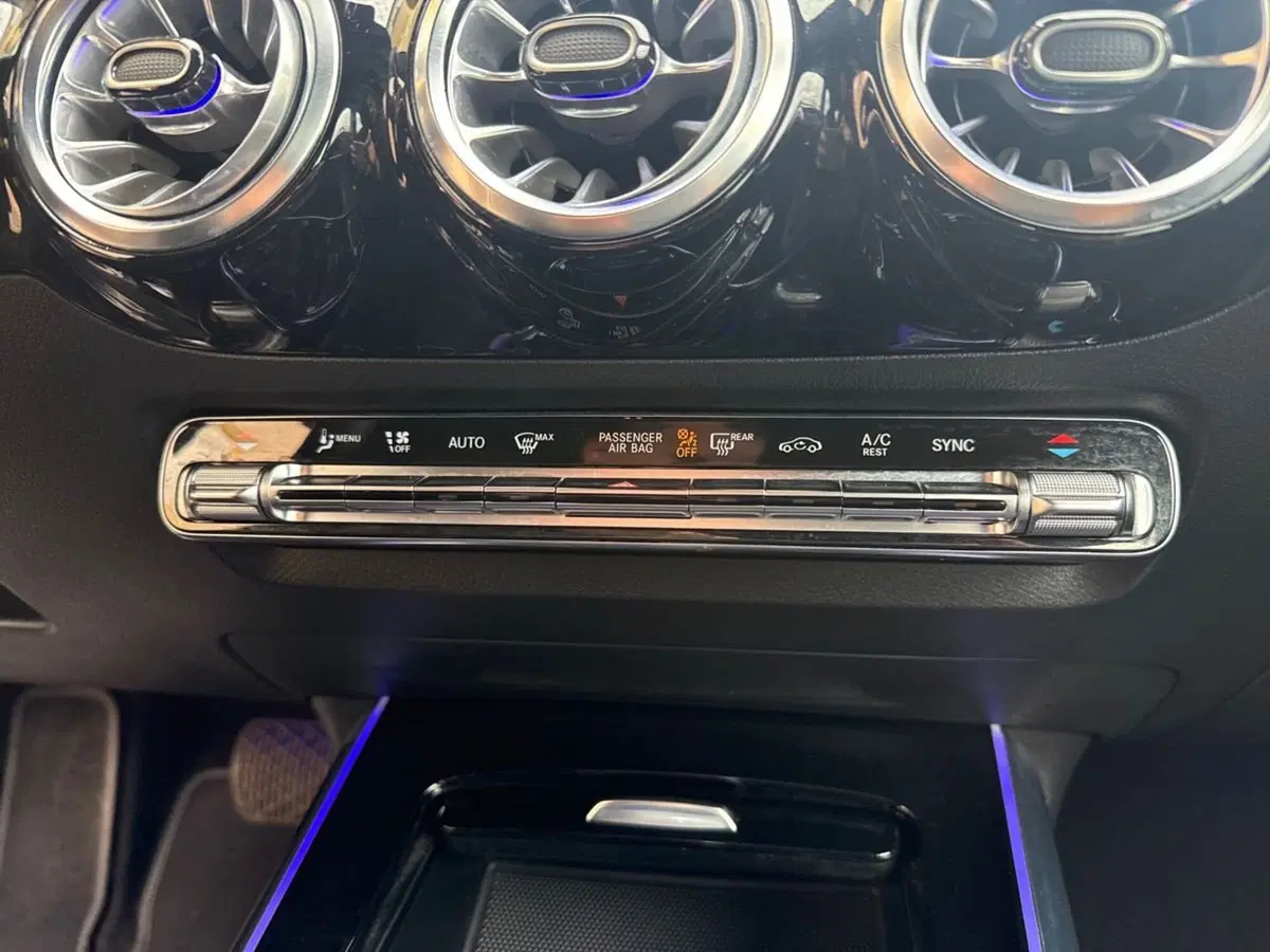 Mercedes-Benz GLA SUV usata a Firenze (14)