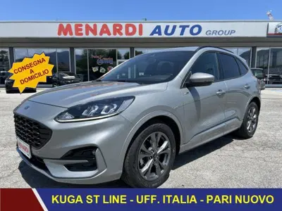 Ford Kuga 1.5 EcoBlue 120 CV 2WD ST-Line del 2024 usata a Bernezzo