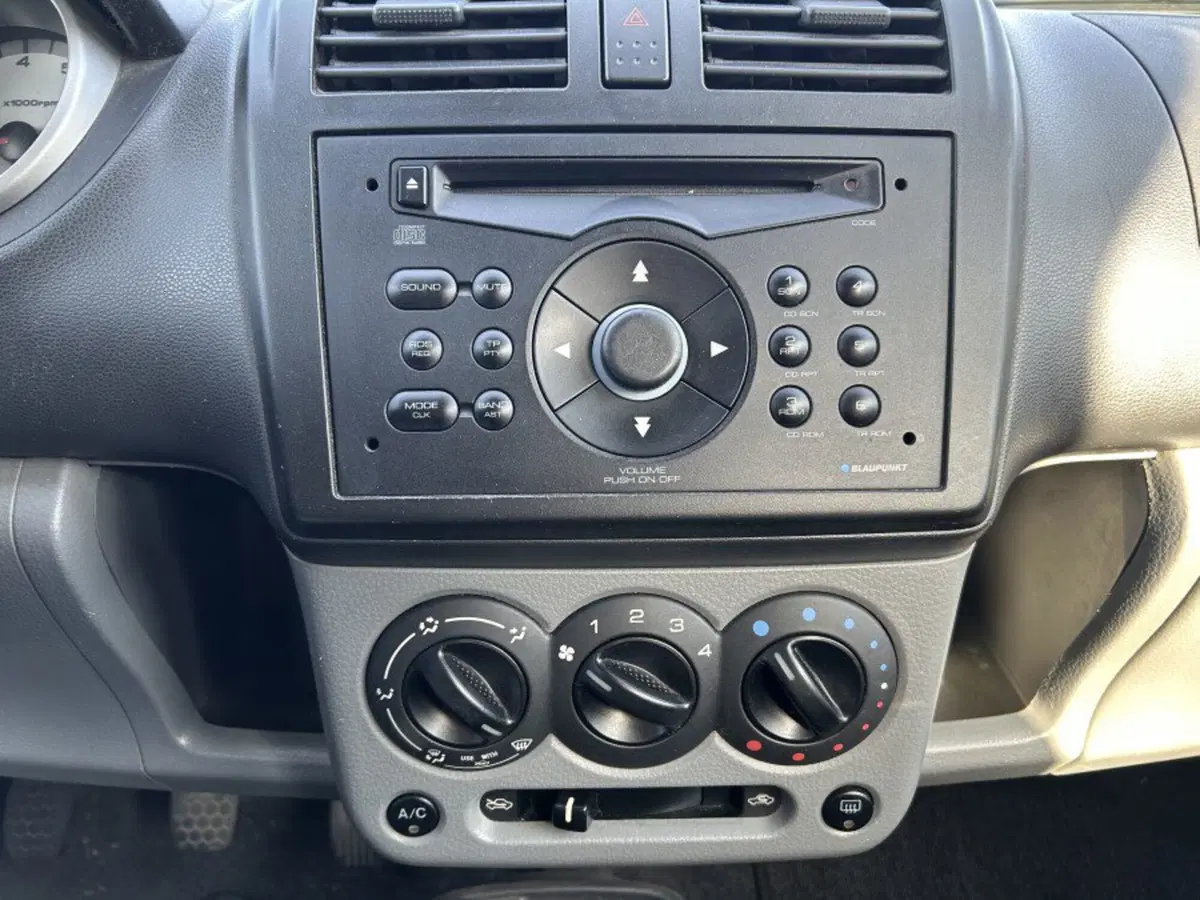 Suzuki Ignis usata a Cuneo (10)